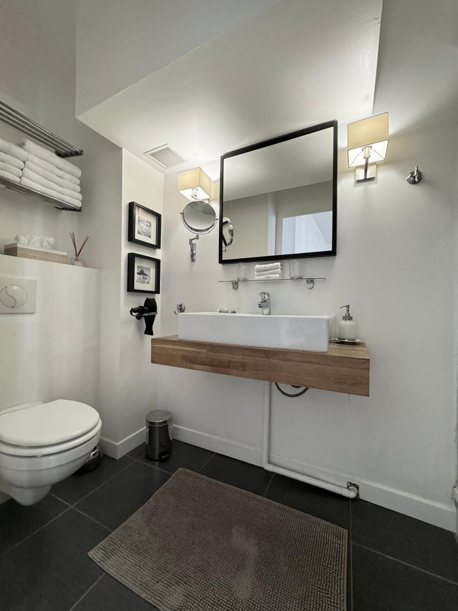 A 2 Pas De La Croisette Apartment Cannes Bagian luar foto